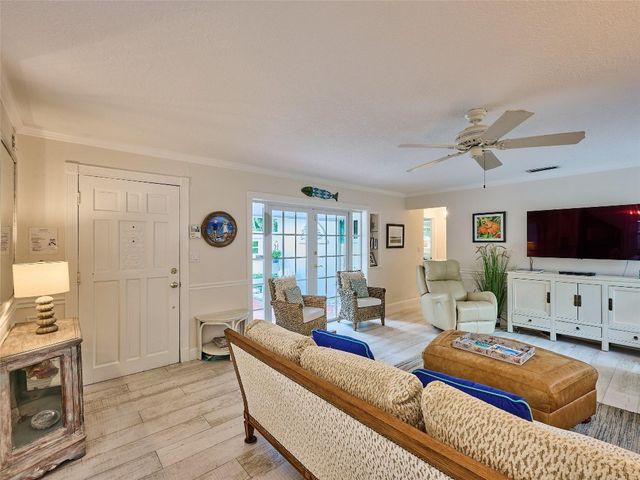 3220 Oleander Way, Lauderdale-By-The-Sea, Pompano Beach, FL 33062