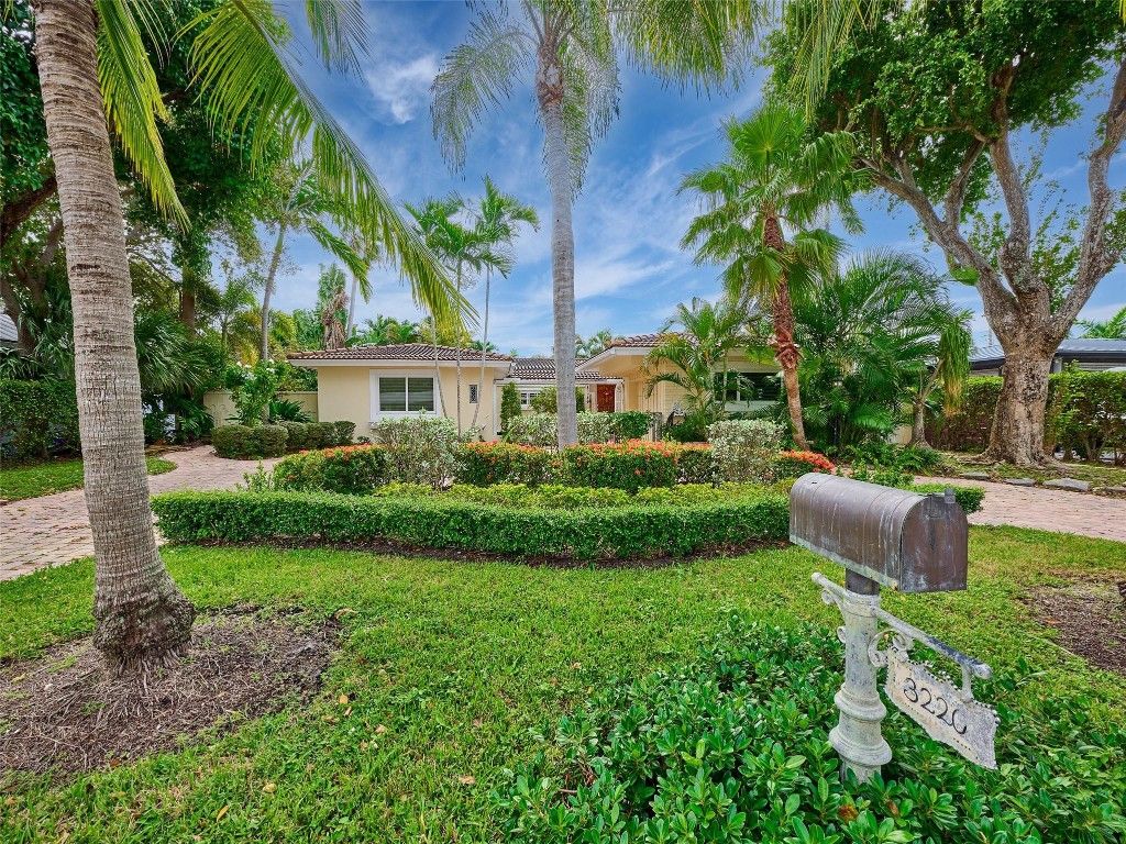 3220 Oleander Way, Lauderdale-By-The-Sea, Pompano Beach, FL 33062