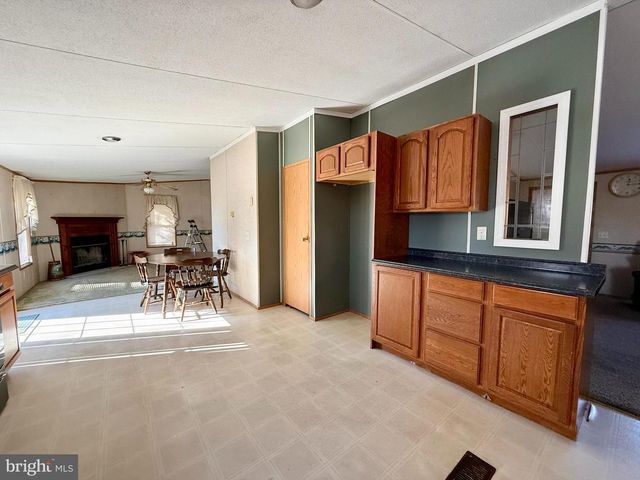 184 LANDING RD, Newport, NJ 08345