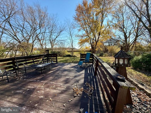 184 LANDING RD, Newport, NJ 08345