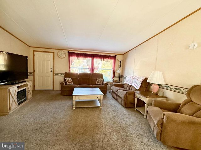 184 LANDING RD, Newport, NJ 08345