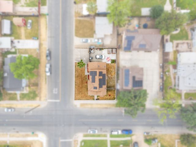 300 E Ivy Street, Hanford, CA 93230