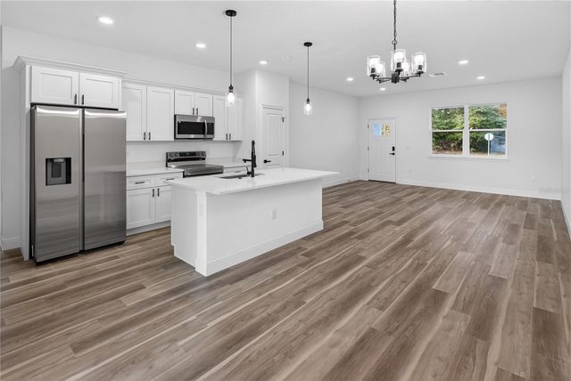 1852 W QUAKER LANE, Citrus Springs, FL 34434