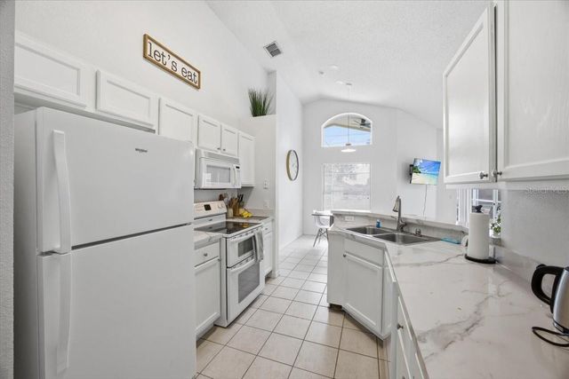 1518 GULF VUE DRIVE, Haines City, FL 33844