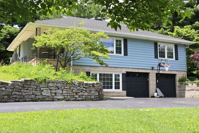 85 S Schenck Road, Crawfordsville, IN 47933