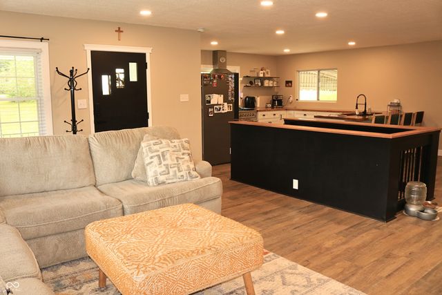 85 S Schenck Road, Crawfordsville, IN 47933