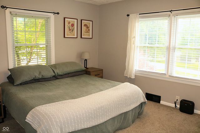 85 S Schenck Road, Crawfordsville, IN 47933