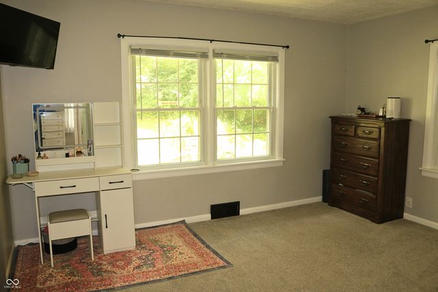 85 S Schenck Road, Crawfordsville, IN 47933