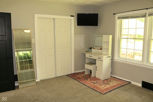 85 S Schenck Road, Crawfordsville, IN 47933