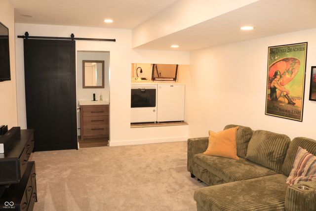 85 S Schenck Road, Crawfordsville, IN 47933