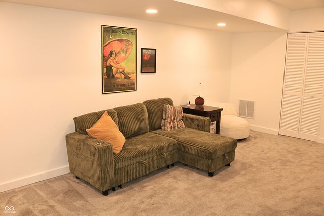 85 S Schenck Road, Crawfordsville, IN 47933