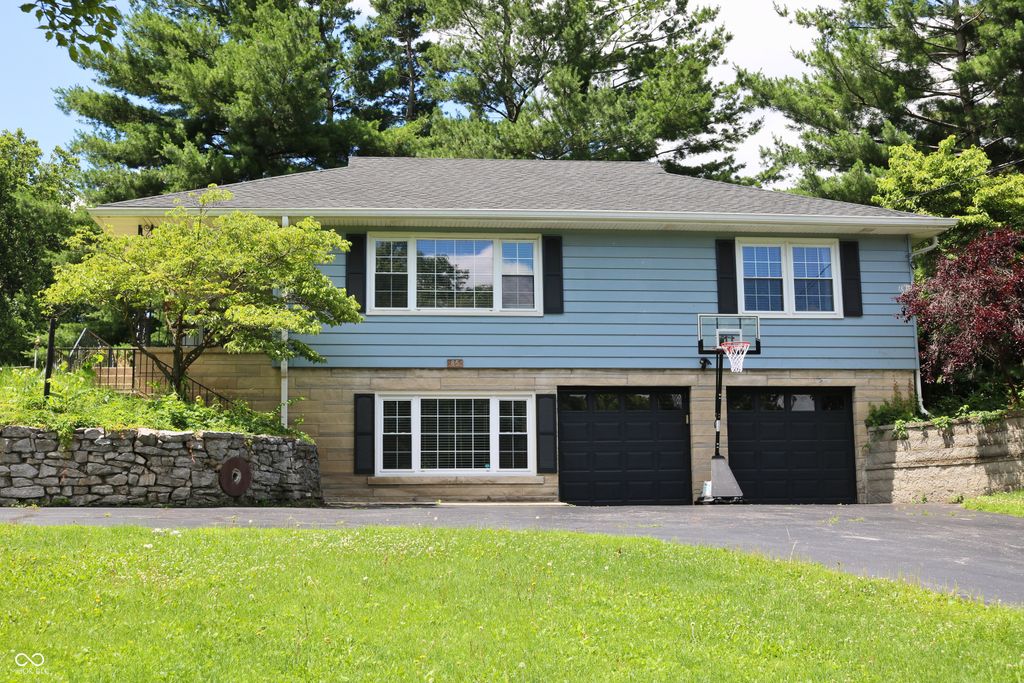 85 S Schenck Road, Crawfordsville, IN 47933