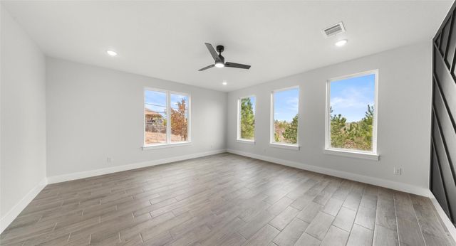 103 Onini CT, Bastrop, TX 78602