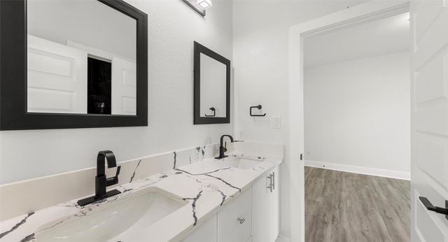 103 Onini CT, Bastrop, TX 78602