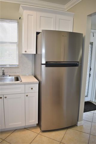 8861 Sunrise Lakes Blvd 305, Sunrise, FL 33322