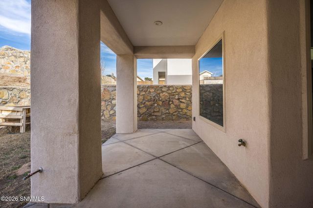 2641 E Springs Road, Las Cruces, NM 88011