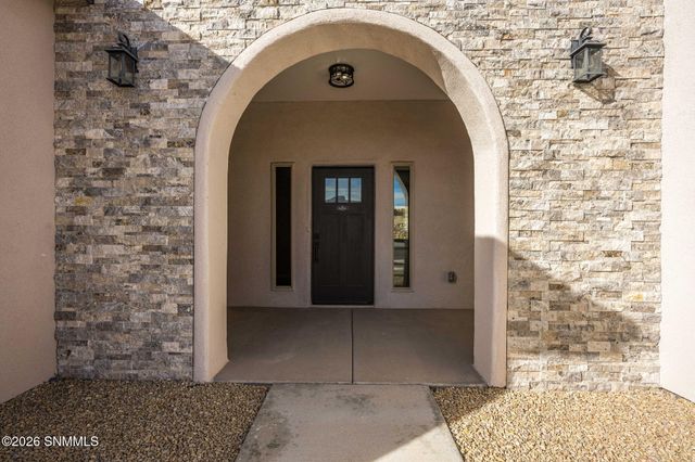 2641 E Springs Road, Las Cruces, NM 88011