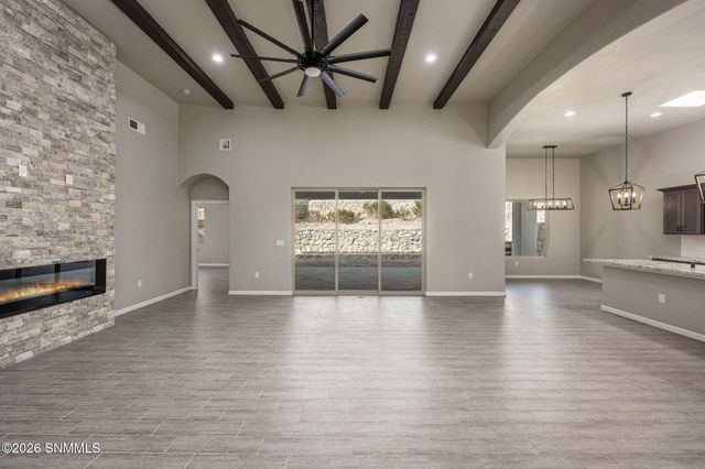 2641 E Springs Road, Las Cruces, NM 88011