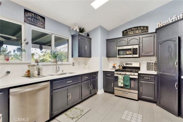 15274 Rodeo, Hesperia, CA 92345