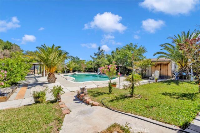 15274 Rodeo, Hesperia, CA 92345