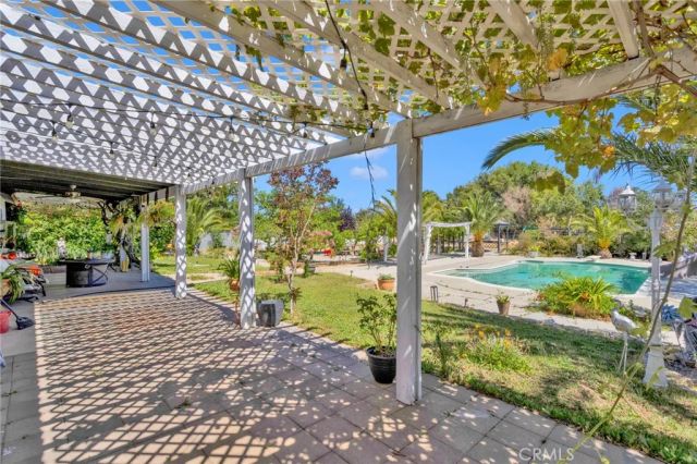 15274 Rodeo, Hesperia, CA 92345