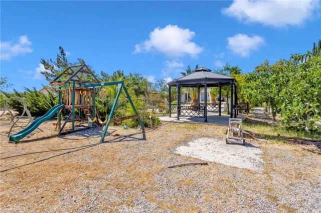 15274 Rodeo, Hesperia, CA 92345