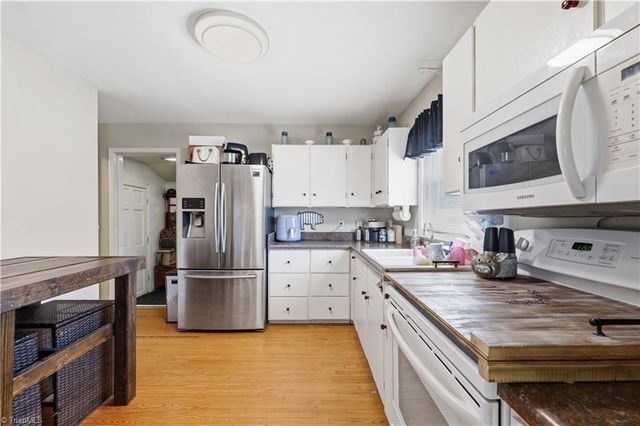 1007 Jackson Street, Mayodan, NC 27027
