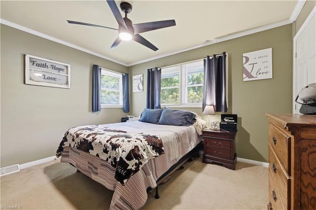 1007 Jackson Street, Mayodan, NC 27027
