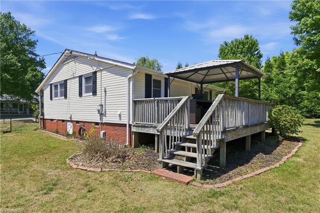 1007 Jackson Street, Mayodan, NC 27027