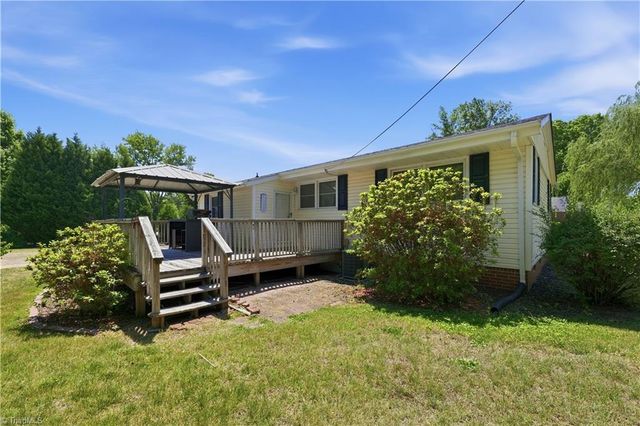 1007 Jackson Street, Mayodan, NC 27027