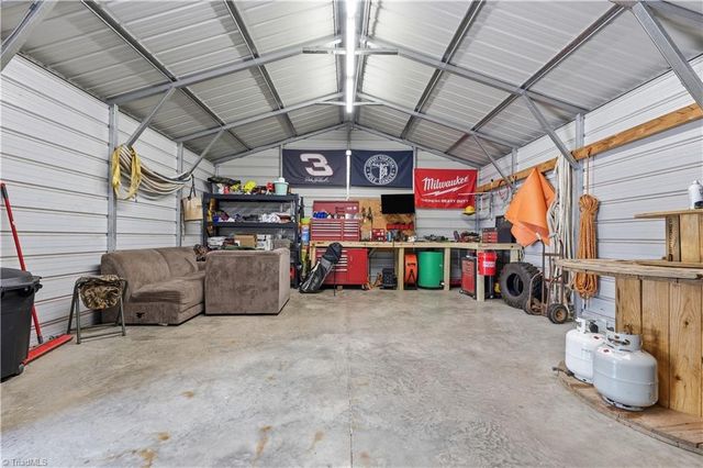 1007 Jackson Street, Mayodan, NC 27027