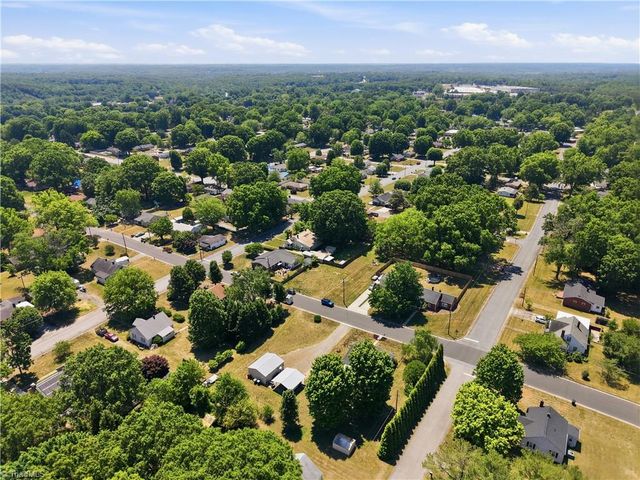 1007 Jackson Street, Mayodan, NC 27027