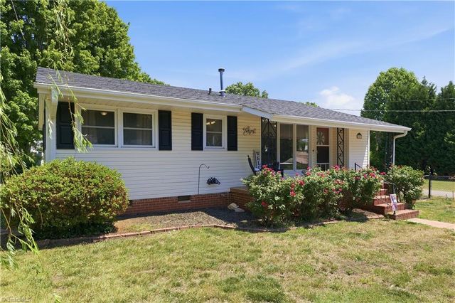 1007 Jackson Street, Mayodan, NC 27027
