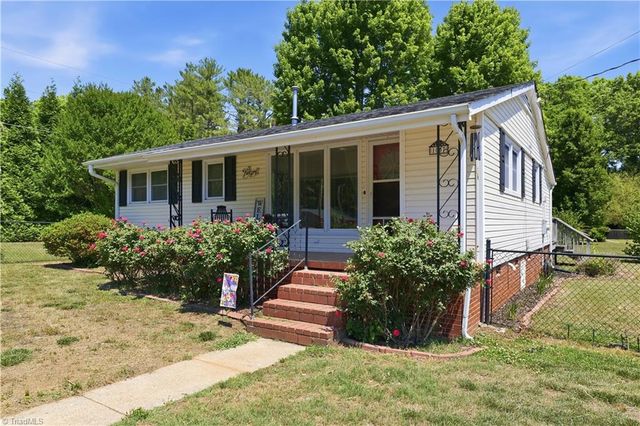 1007 Jackson Street, Mayodan, NC 27027