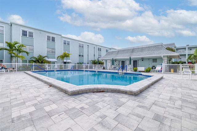 1706 BELLEAIR FOREST DRIVE 336, Belleair, FL 33756