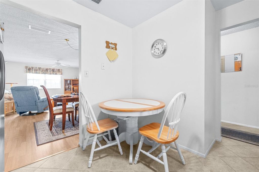 Image 5 of property listing at 1706 BELLEAIR FOREST DRIVE 336, Belleair, FL 33756