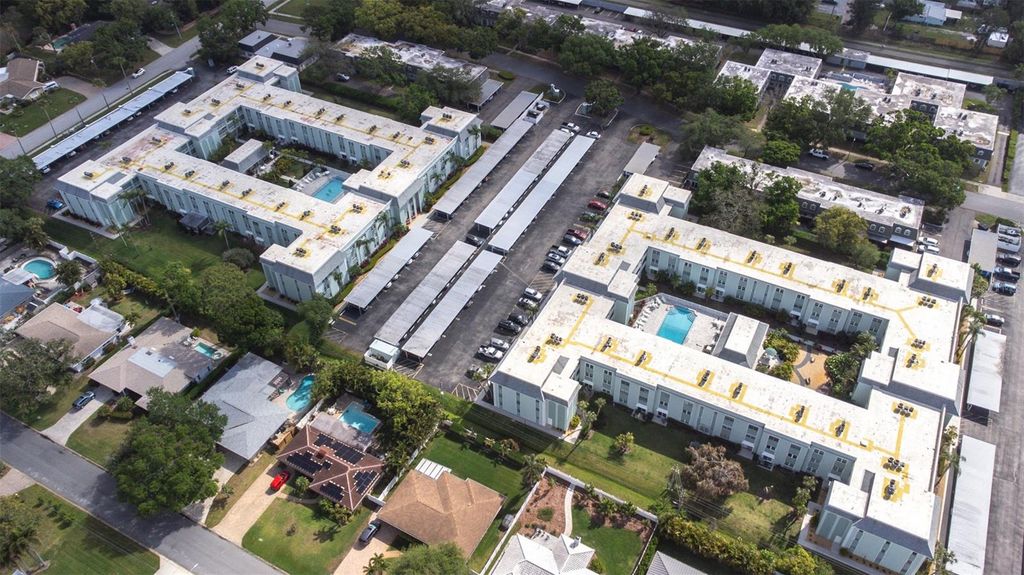 Image 62 of property listing at 1706 BELLEAIR FOREST DRIVE 336, Belleair, FL 33756