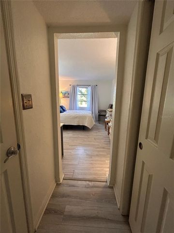 972 LA COSTA CIRCLE 3, Sarasota, FL 34237