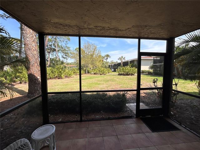 972 LA COSTA CIRCLE 3, Sarasota, FL 34237