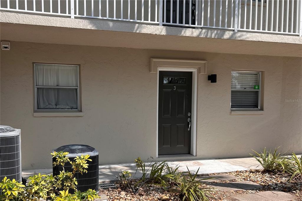 972 LA COSTA CIRCLE 3, Sarasota, FL 34237