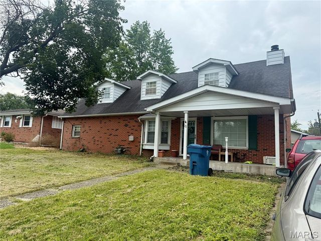 22 Victoria Drive, Granite City, IL 62040