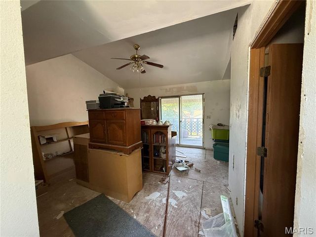 22 Victoria Drive, Granite City, IL 62040