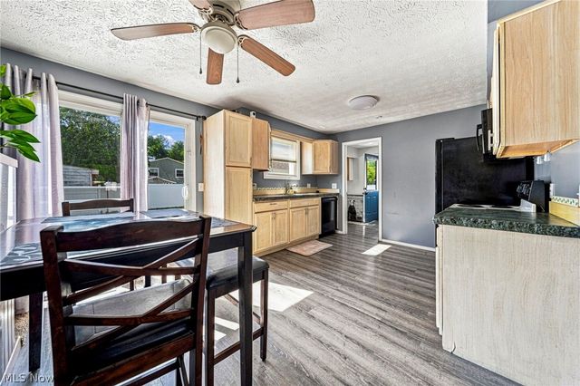 5548 Green Oak Avenue, Mentor, OH 44060