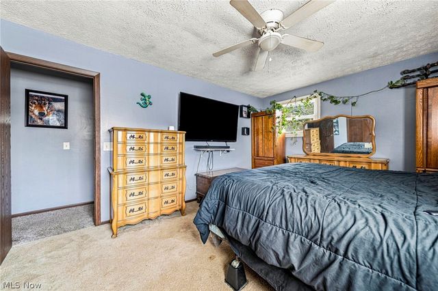 5548 Green Oak Avenue, Mentor, OH 44060