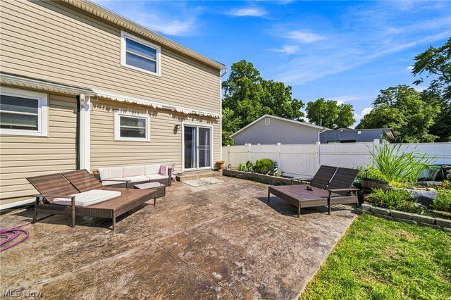 5548 Green Oak Avenue, Mentor, OH 44060