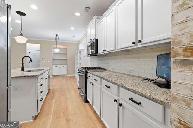 4521 W Village Court SE, Smyrna, GA 30080