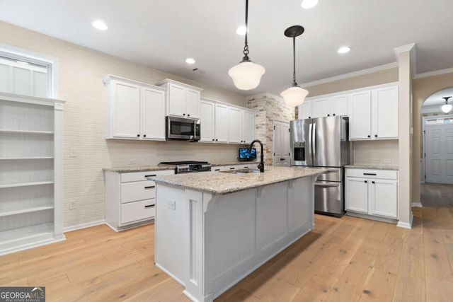 4521 W Village Court SE, Smyrna, GA 30080