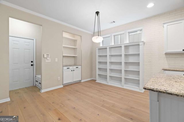 4521 W Village Court SE, Smyrna, GA 30080