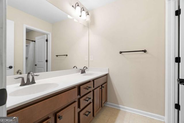 4521 W Village Court SE, Smyrna, GA 30080