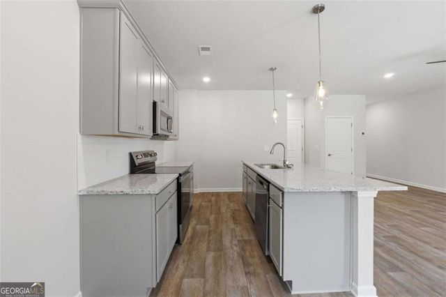 3652 PARKWAY JAMES Drive, Snellville, GA 30039
